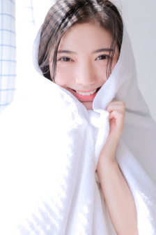明星专题：何杜娟