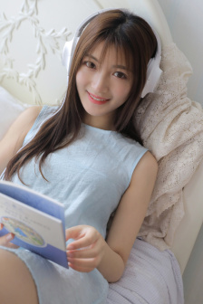 美女内衣内裤试穿测评